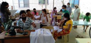 People from the indigenous Badjao group join a training group run by OLSH Sisters in Surigao, in order to learn practical skills that will help them to earn money now that they are unable to go fishing, an important source of food and income for their tribes.